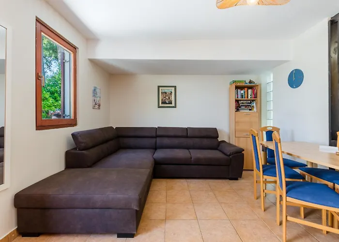 Apartment Tiny House Ina *