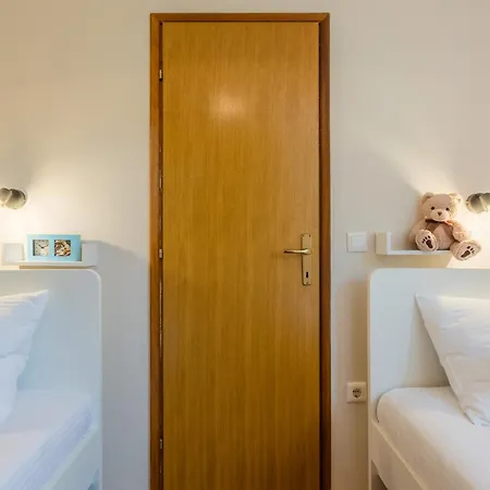 アパート Husnjak プリヴラカ