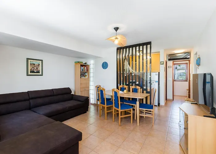 Apartment Tiny House Ina Apartamento *